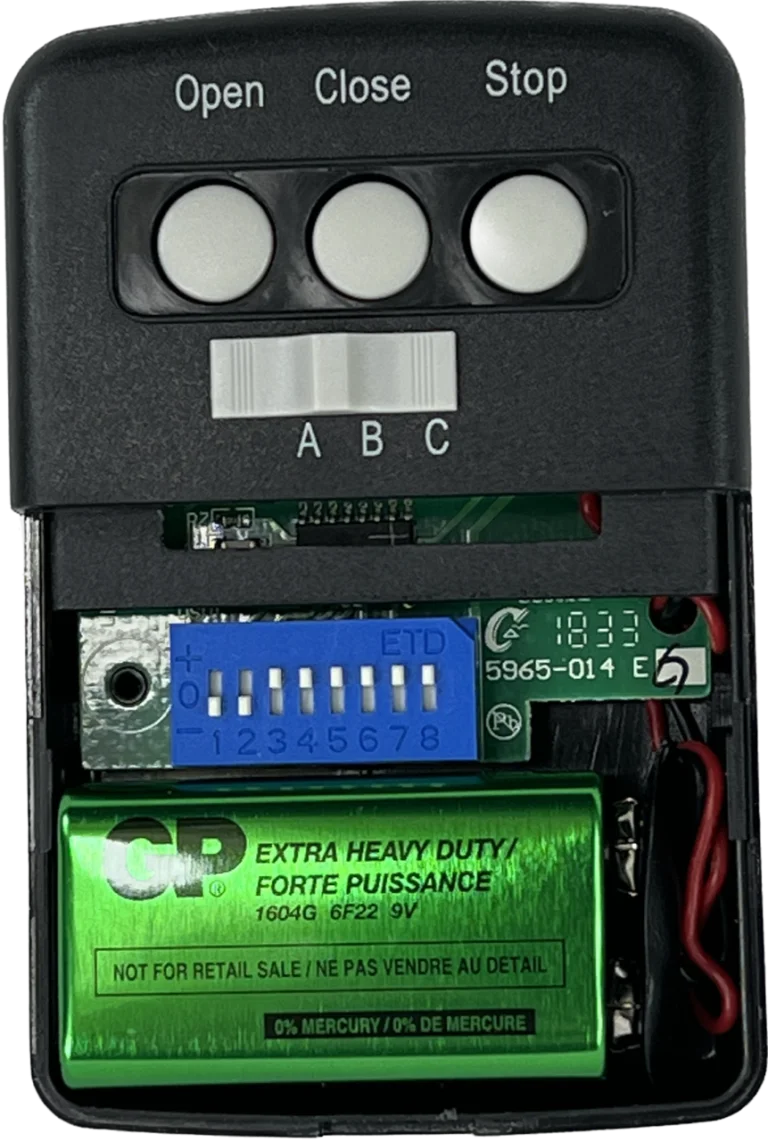 Pulsar_8833CT_inside